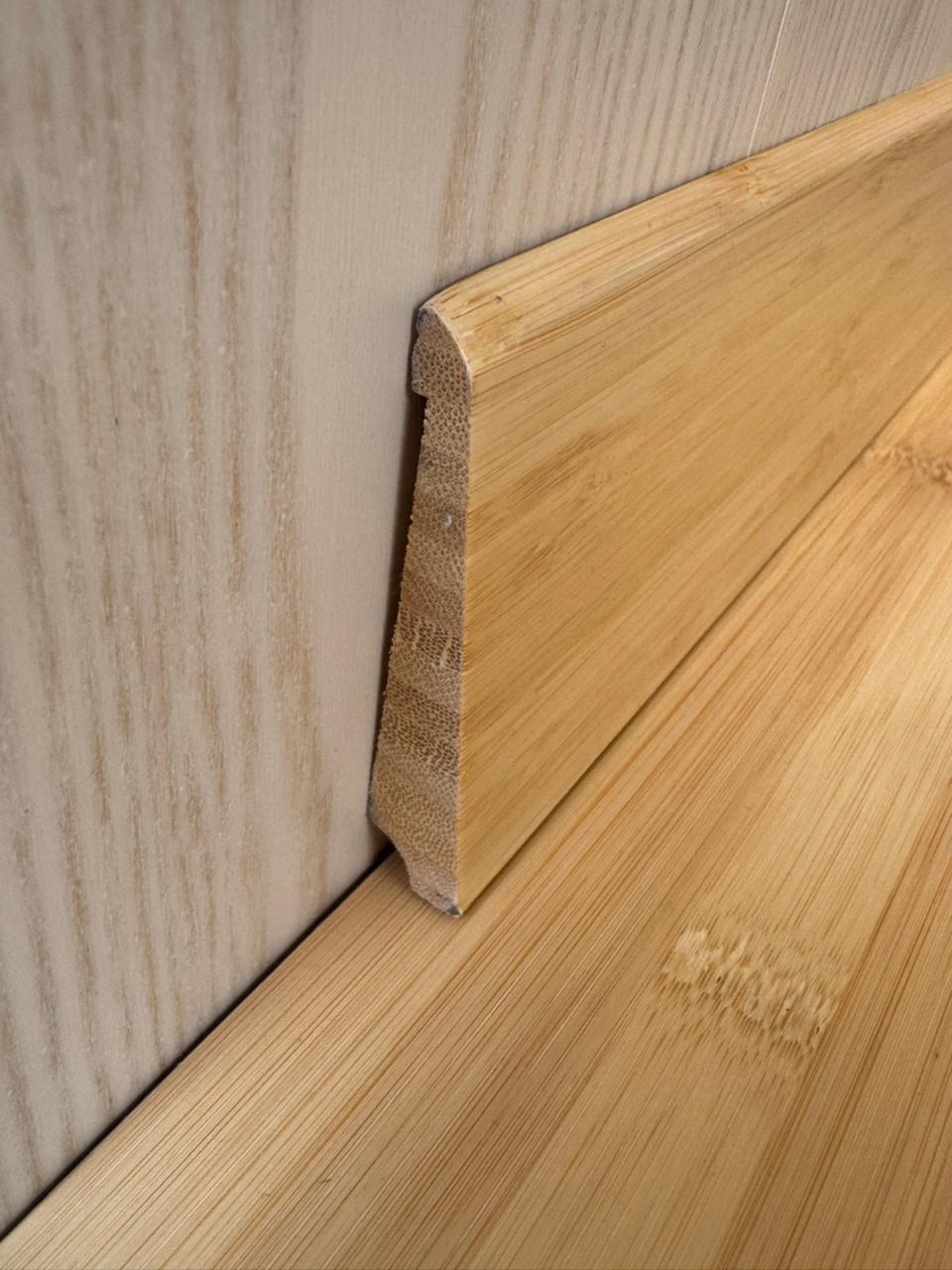 Плинтус массив Бамбук натур,лак 1830х80х15 мм